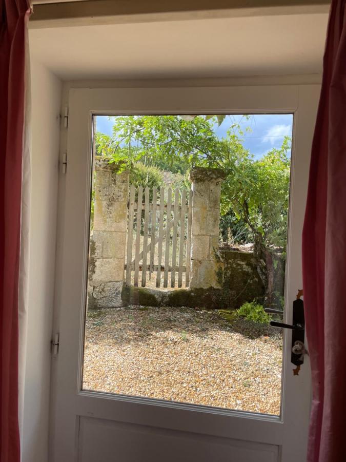 La Croix Des Granges Bed & Breakfast Chapdeuil Екстериор снимка