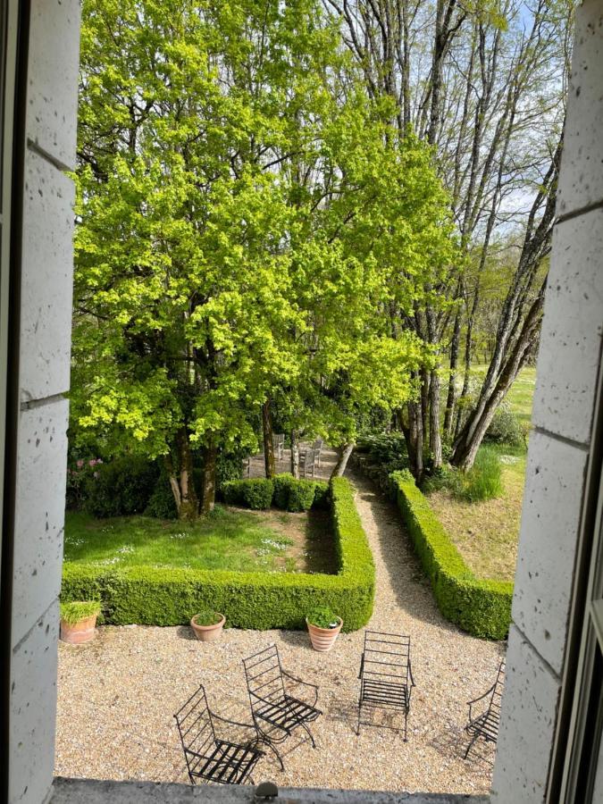 La Croix Des Granges Bed & Breakfast Chapdeuil Екстериор снимка