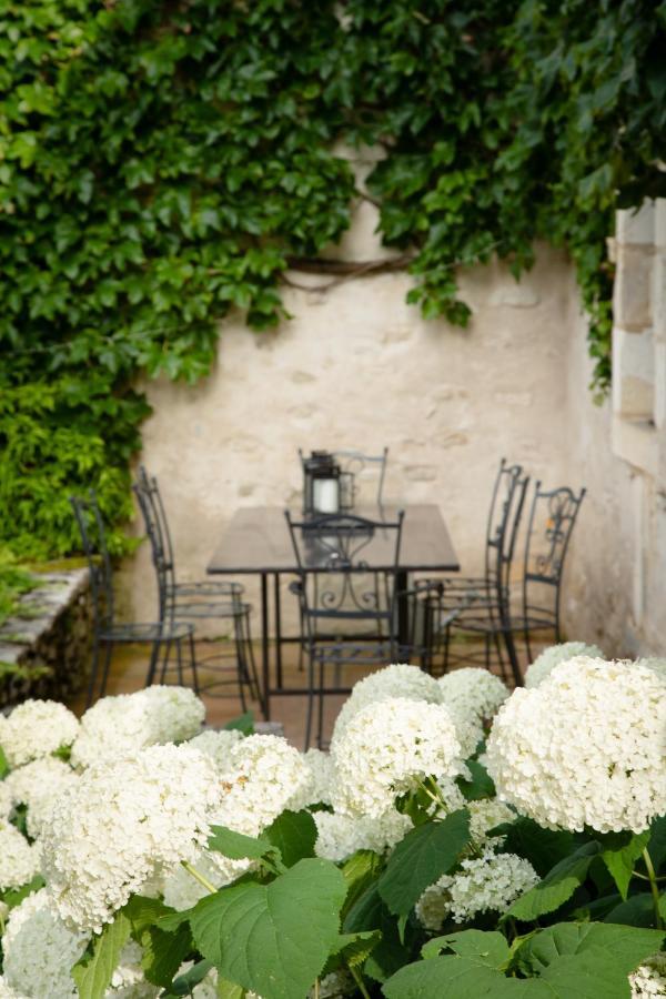 La Croix Des Granges Bed & Breakfast Chapdeuil Екстериор снимка